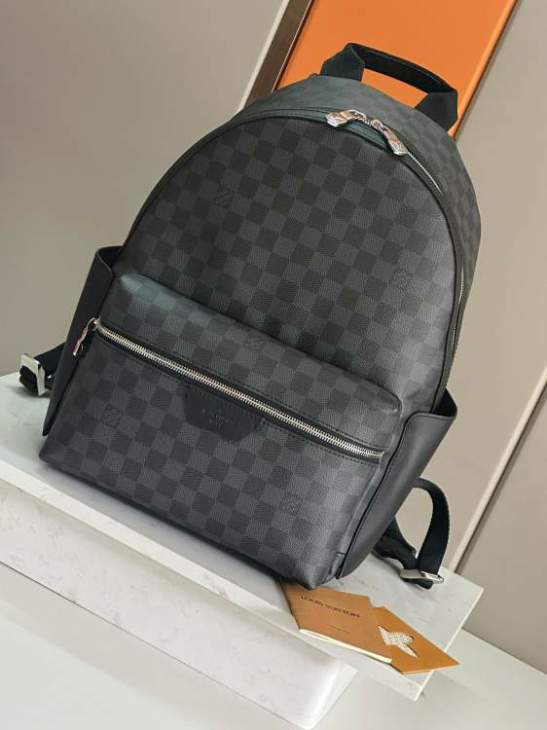 Picture of Louis Vuitton Mens Bags _SKUfw160729162fw